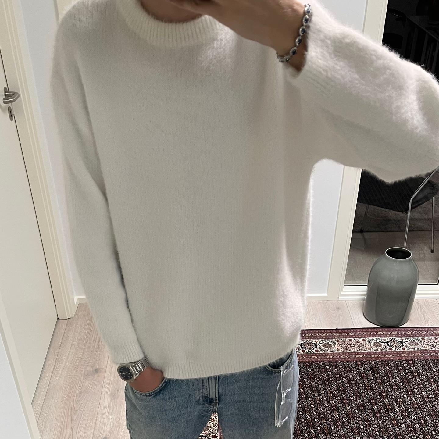 White Mohair Sweater – MUCARIS