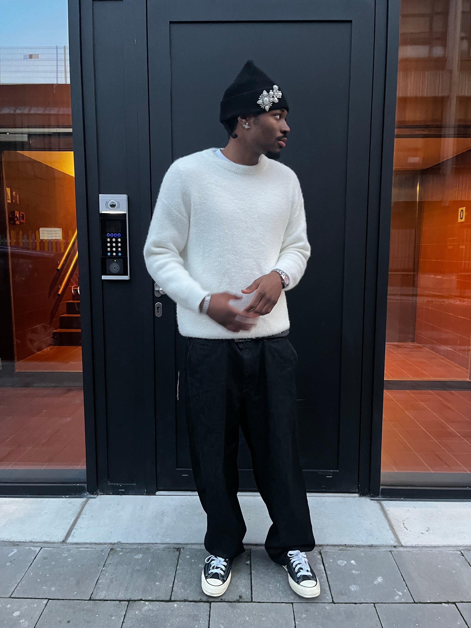 WHITE MOHAIR SWEATER